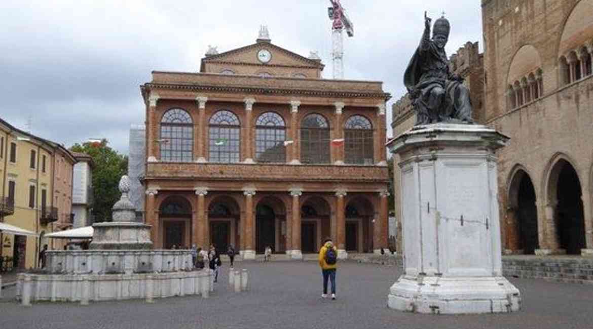 Piazza Cavour